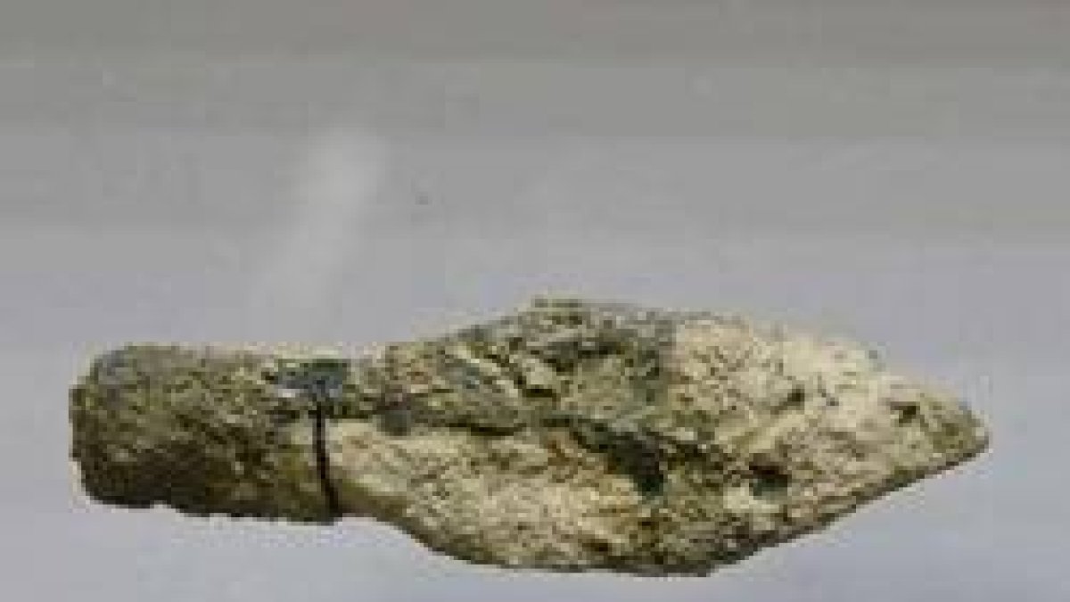 Una de las puntas de flecha encontradas - Mt Zion Archaeological Expedition/Virginia Withers