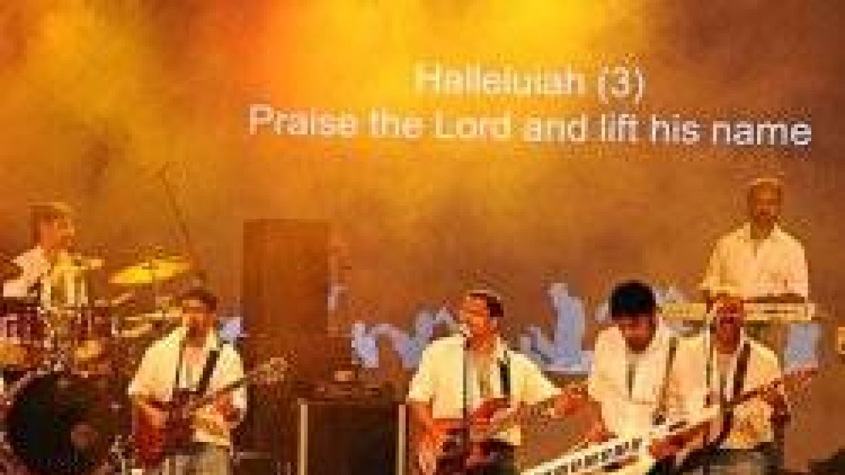 Rexband es la banda de música, danza y evangelización de Jesus Youth, muy popular en encuentros juveniles internacionales y en las JMJ