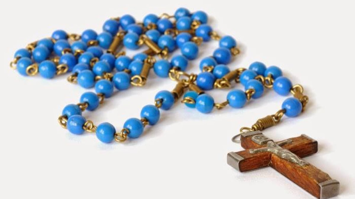 ¿Es bíblico el rezo del Rosario?