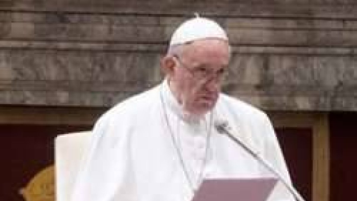 El Papa Francisco en la Sala Clementina del Vaticano