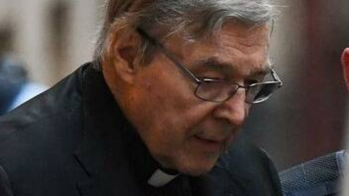El cardenal Pell tendrá que cumplir 6 años de prisión, a menos que su caso llegue ahora al Tribunal Supremo australiano y lo gane