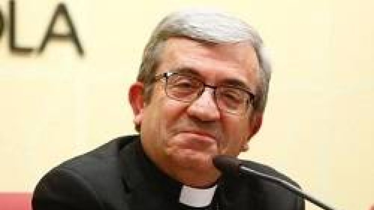 Luis Argüello es secretario general y portavoz de la Conferencia Episcopal Española