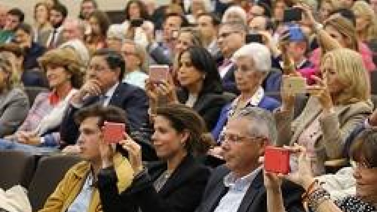 La II Edición de los Premios Religión en Libertad reunió a 300 personas en el Audiotorio de la Facultad de Económicas de la Universidad CEU San Pablo / Fotos- Cortesía del CEU