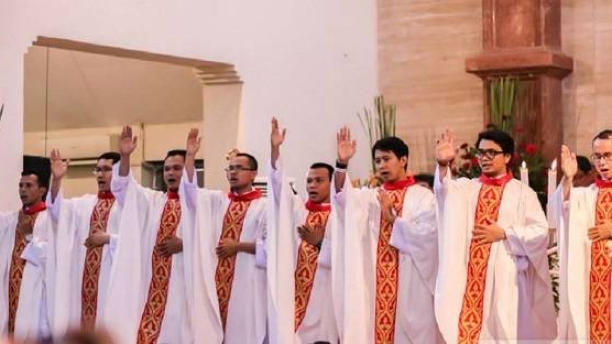 En Indonesia los seminarios diocesanos y los noviciados de muchas órdenes están repletos de jóvenes