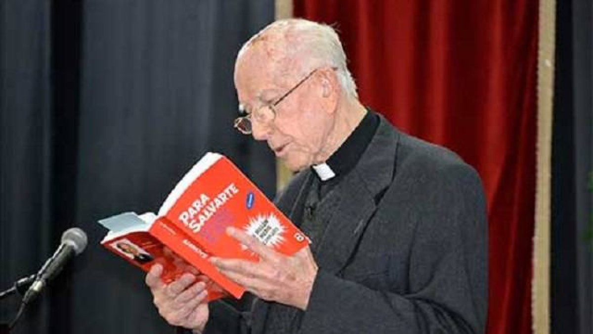 El padre Loring fue un gran apologista y formador espiritual de cientos de miles de personas en todo el mundo