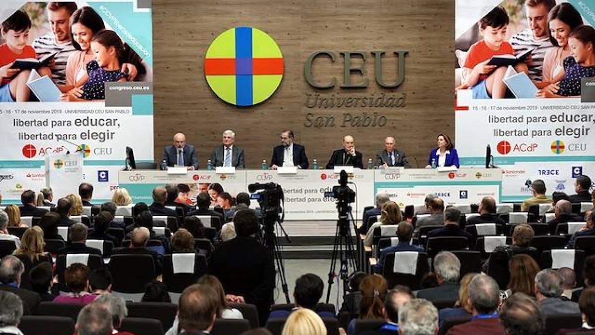 Un momento del acto de clausura del Congreso Católicos y Vida Pública, este domingo en Madrid.