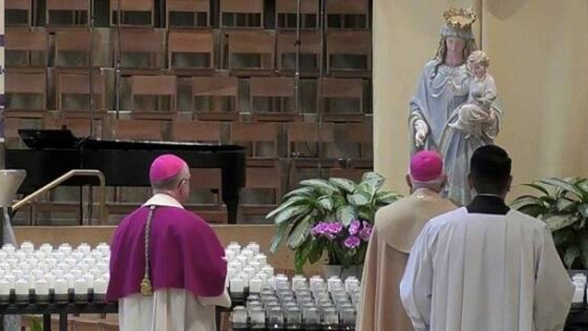Contra el coronavirus, el arzobispo Gómez, en nombre de los obispos de EEUU, consagra el país a la Virgen María