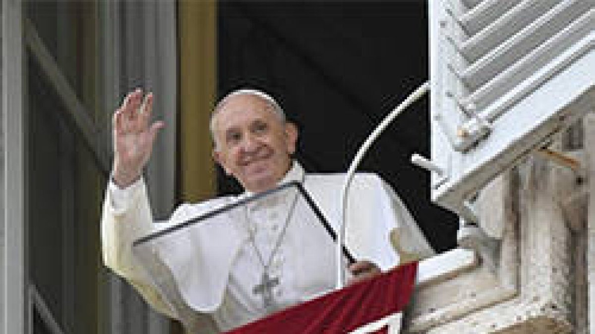 El Papa en el Ángelus: «Siempre estamos a tiempo para sanar el mal hecho con el bien»