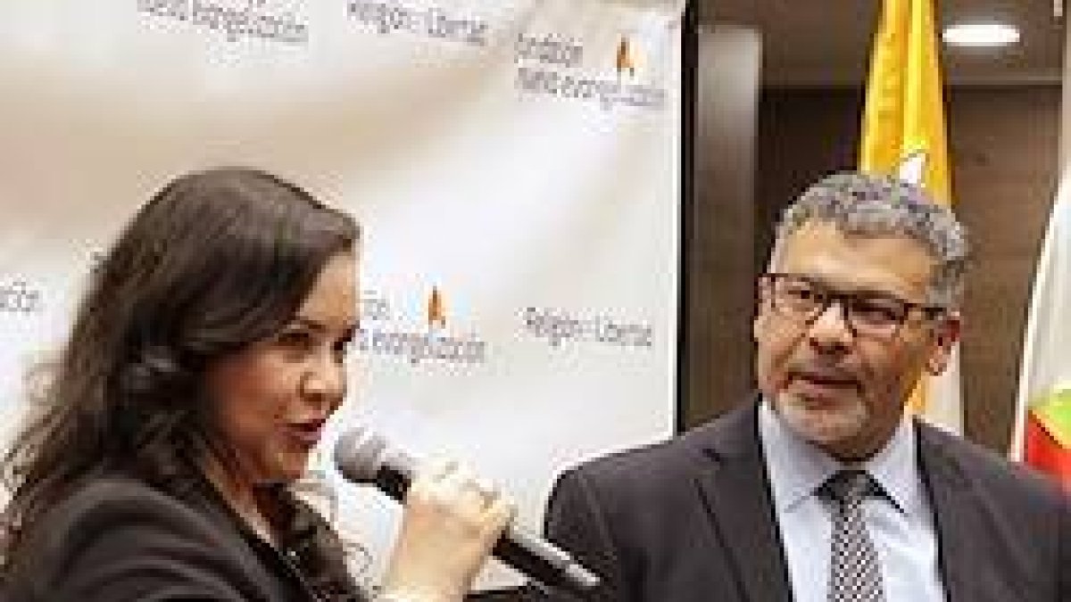 Oswaldo Mazorra y Arce Torres, Premio Religión en Libertad 2019 a la Música Católica.