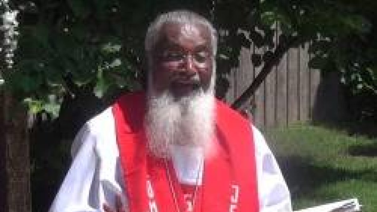 El misionero fransaliano James Manjackal predica un retiro de evangelización y sanación en Guadarrama, Madrid, a principios de diciembre