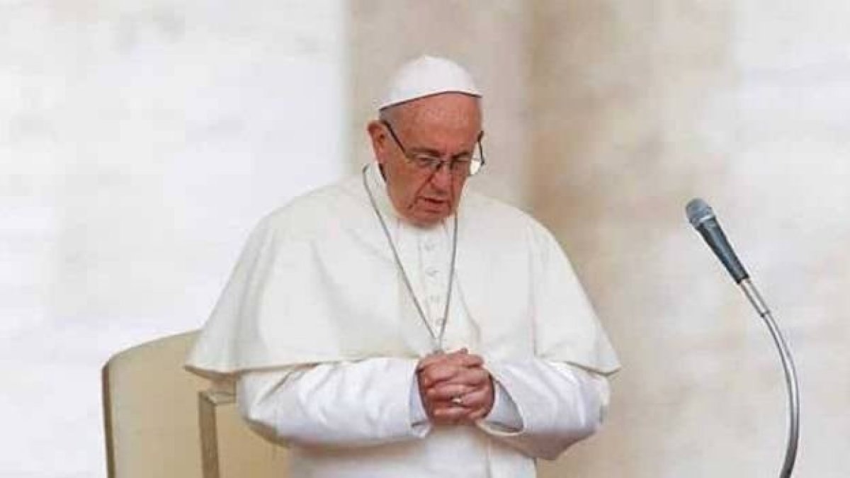 El Papa pide acompañar a aquellos que sufren estos días por el coronavirus