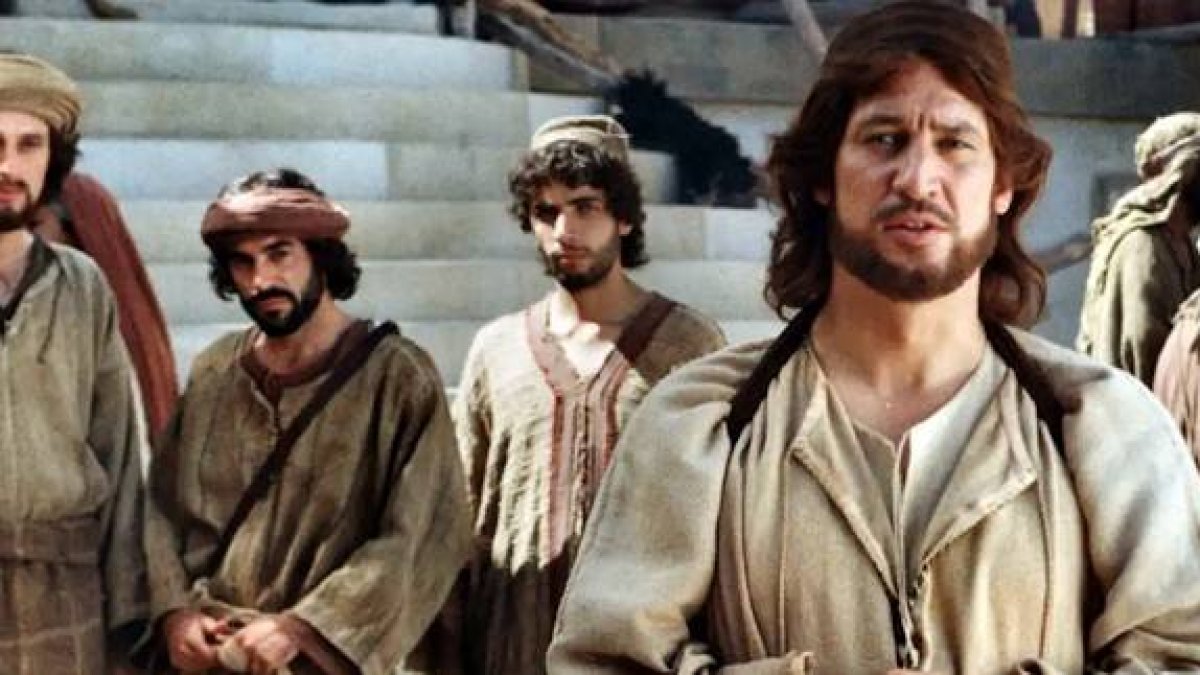 Tobias Moretti (conocido también por la serie policial «Rex») interpretó a San José en «José de Nazaret», película para televisión dirigida en 2000 por  Raffaele Mertes y Elisabetta Marchetti.