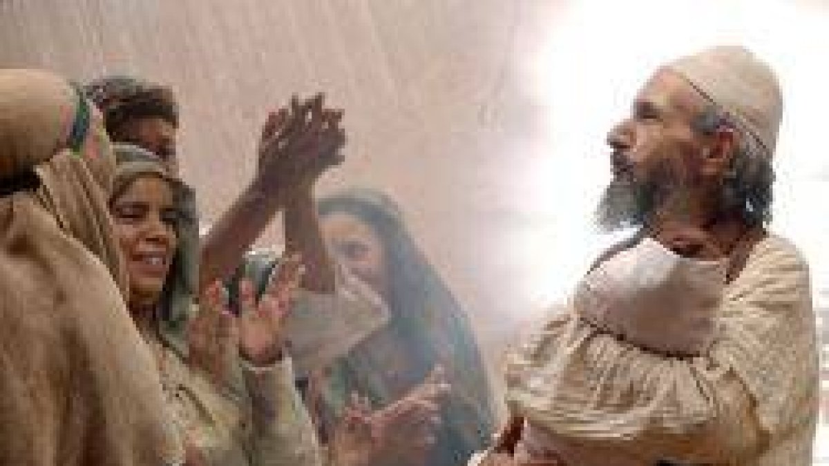 Empezó a bendecir a Dios