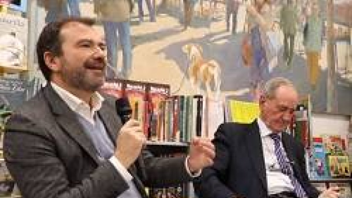 Serrano Oceja recomienda a todos la lectura de la novela de su maestro, Miguel Ángel Velasco