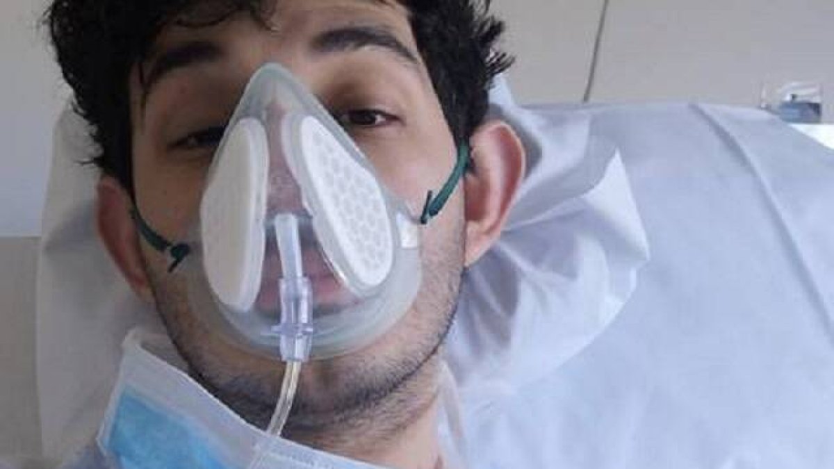 Este joven dominico estuvo hospitalizado por coronavirus dos semanas en Valencia