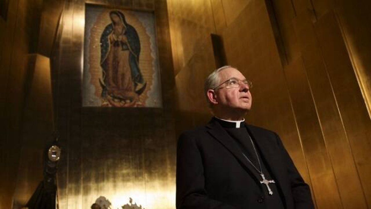 El arzobispo de Los Ángeles, José Gómez, mexicano-americano y presidente de los obispos de EEUU defiende a San Junípero Serra