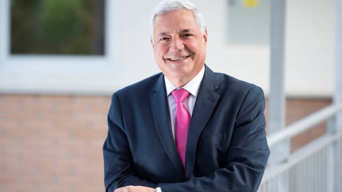 Juan Uribe, experto en «fundraising», ofrece a las instituciones católicas una MasterClass gratuita para mantener los donativos en tiempos de confinamiento.