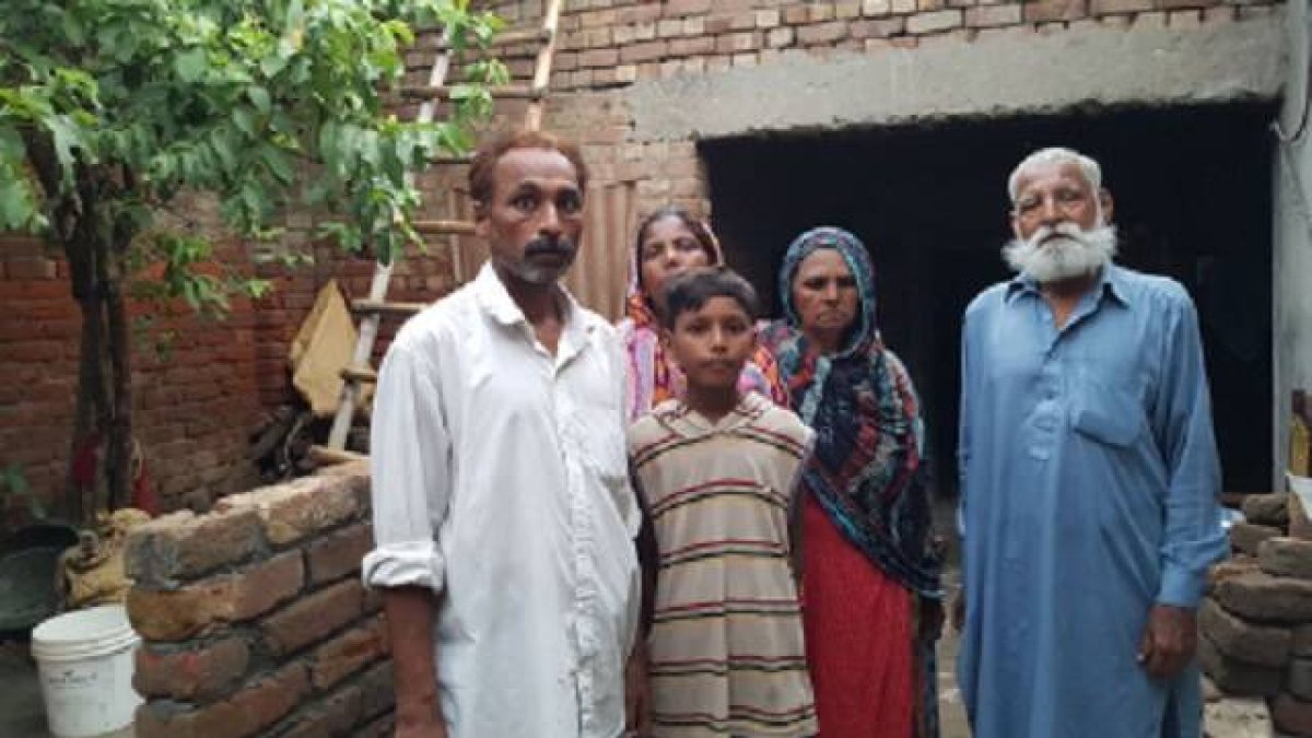 Amjad ha estado junto a otros cristianos cinco años preso de manera injusta.