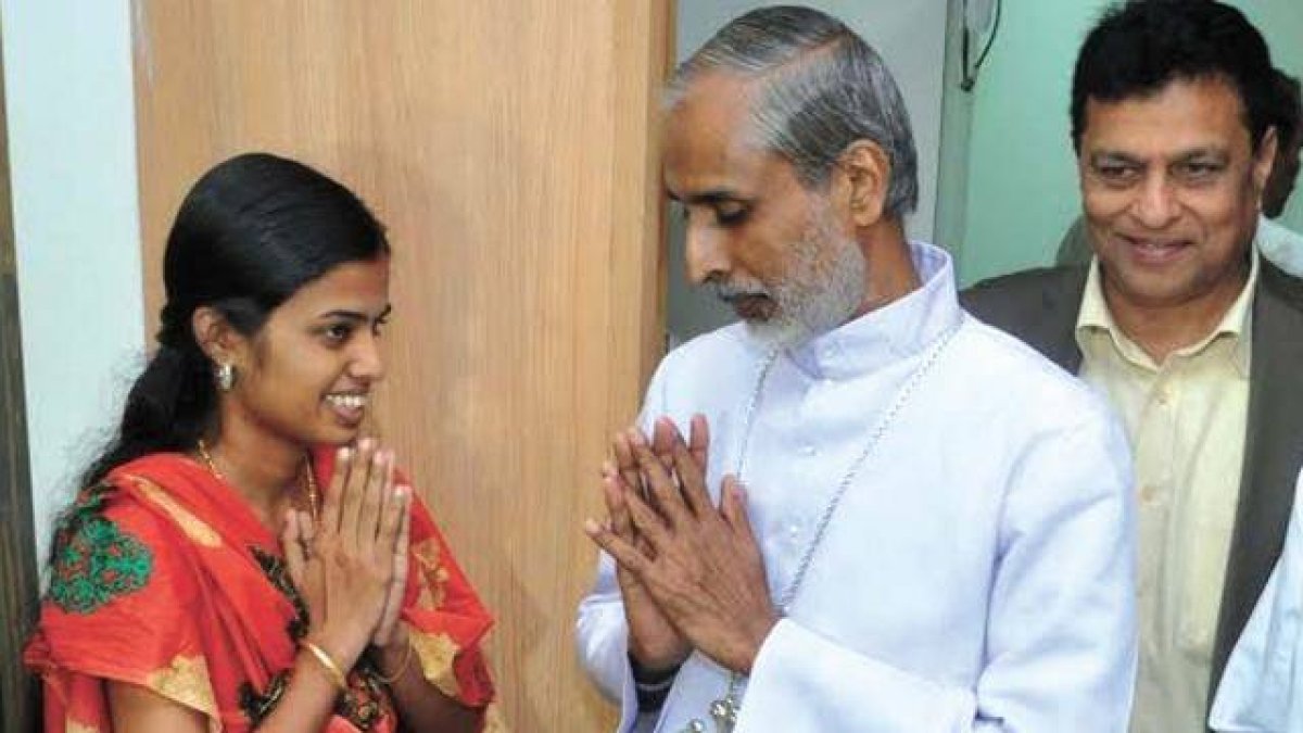 El obispo católico siro-malabar Jacob Muricken, de la India -rito caldeo-, quiere hacerse ermitaño, pero el permiso eclesial tarda en llegar