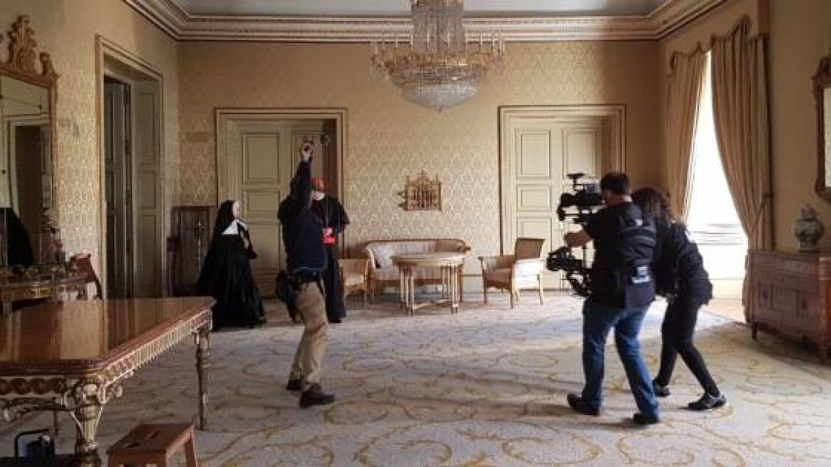 Un momento de la filmación de la película sobre Petra de San José en 2020, con la pandemia de coronavirus