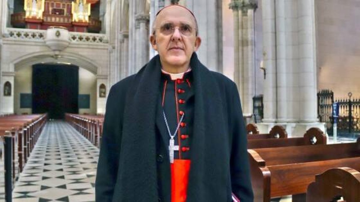 El cardenal Osoro, como arzobispo de Madrid, presidía unas fundaciones civiles, pero a través de un delegado... se investigará si este delegado cometió irregularidades