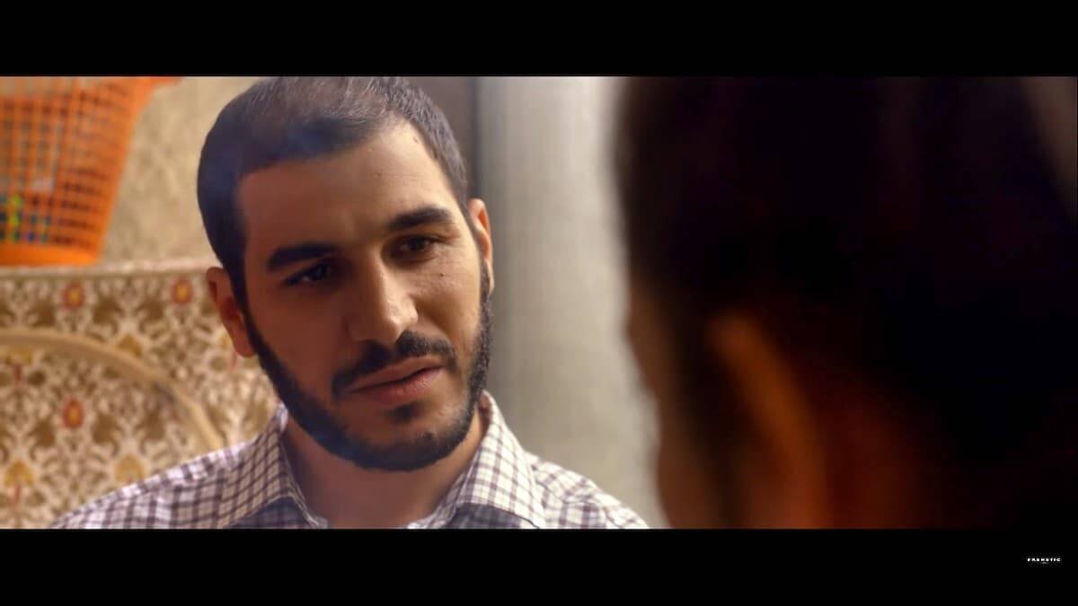 Mehdi, en una escena de «Toda tuya», que lanzó en 2015 su carrera cinematográfica.
