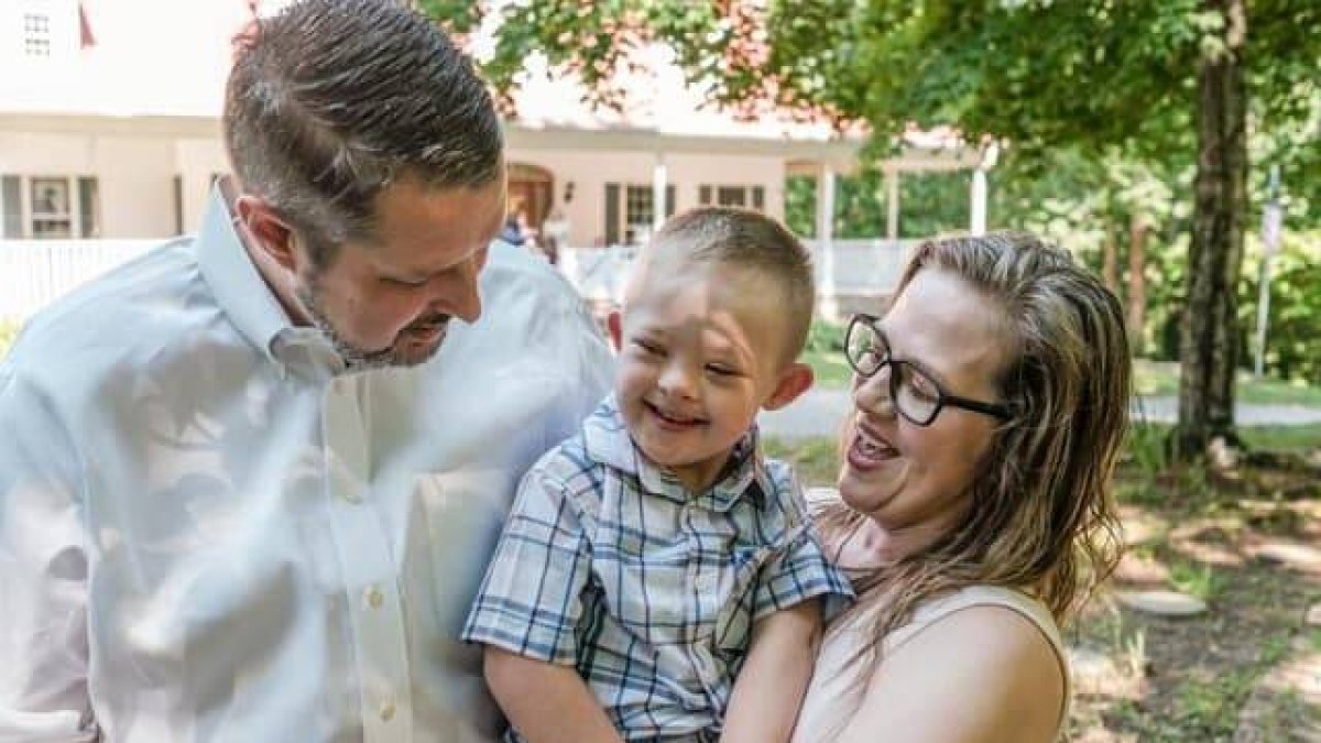 Michael y sus padres están agradecidos a la intercesión del padre McGivney, y que gracias a este milagro será beatificado
