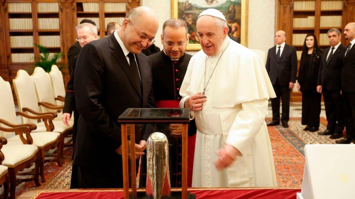Francisco recibió en enero de 2020 en el Vaticano al presidente iraquí Barham Salih. Foto:  Vatican News.
