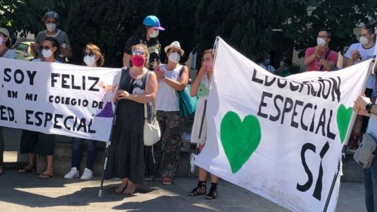 Una manifestación a favor de la educación especial -para niños con necesidades especiales- que la Ley Celaá quiere reducir al mínimo