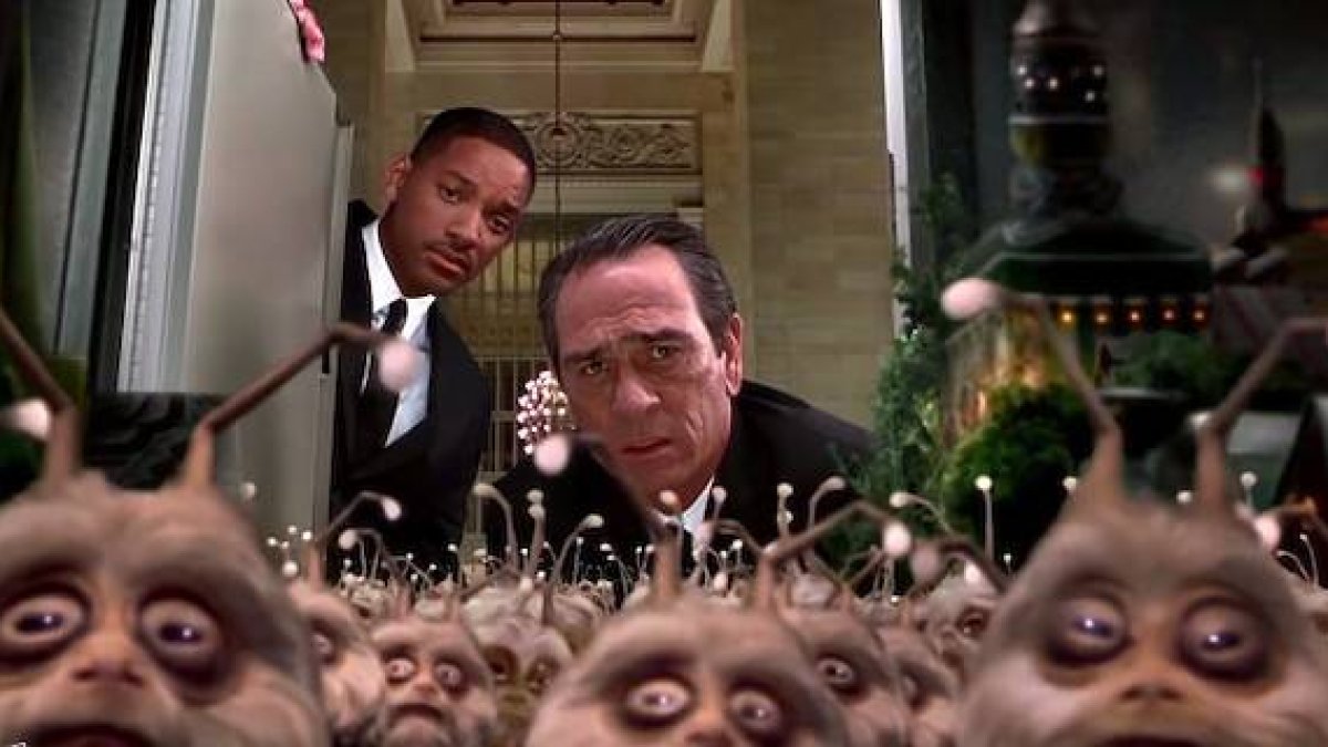 Gusanos, arquilianos, samurianos... Es una pena (o no), pero nunca veremos fuera de la gran pantalla a la original pléyade de amigos y enemigos de Will Smith y Tommy Lee Jones en la saga 'Men in Black' que nació con Barry Sonnenfeld en 1997.