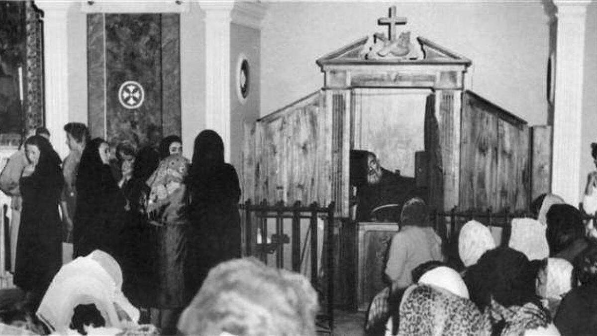 El Padre Pío llevó a cabo durante toda su vida sacerdotal un incansable apostolado de la predicación en el confesonario.