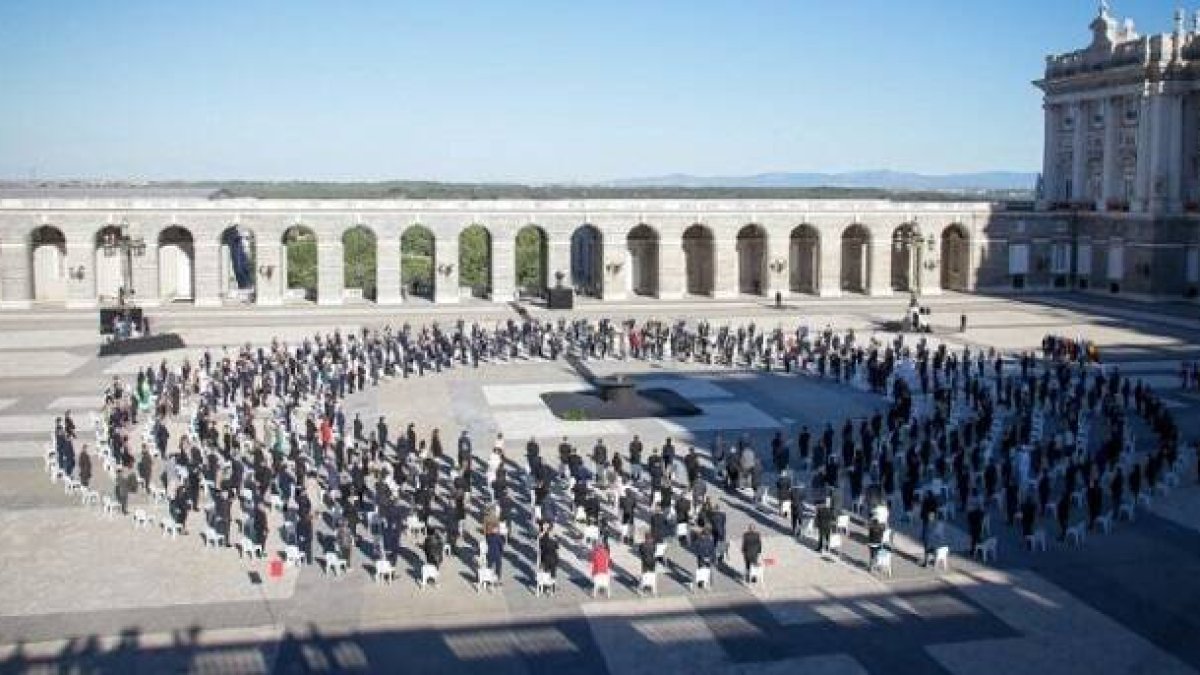 Así se celebró el funeral de Estado por las víctimas del coronavirus en el patio de la Armería del Palacio Real