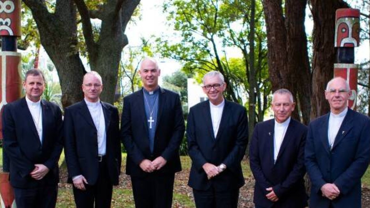 Obispos de las seis diócesis católicas de Nueva Zelanda - foto de 2018 - han difundido un folleto sobre voto y eutanasia