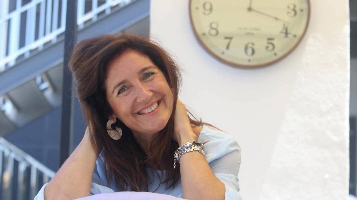 Ángela es madre, profesora en varias instituciones y presidenta del Foro Mujer Sociedad