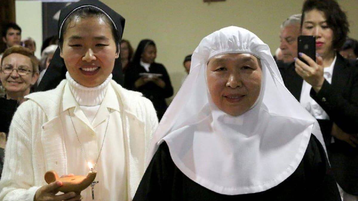 En esta ocasión fue la hija la que acompañó a su madre hasta el altar / Salamanca al Día