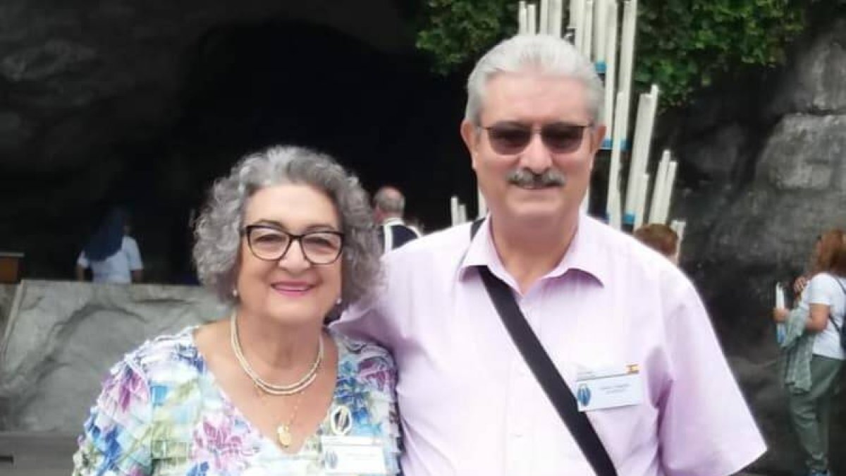 Amparo e Ismael, durante una peregrinación a Lourdes