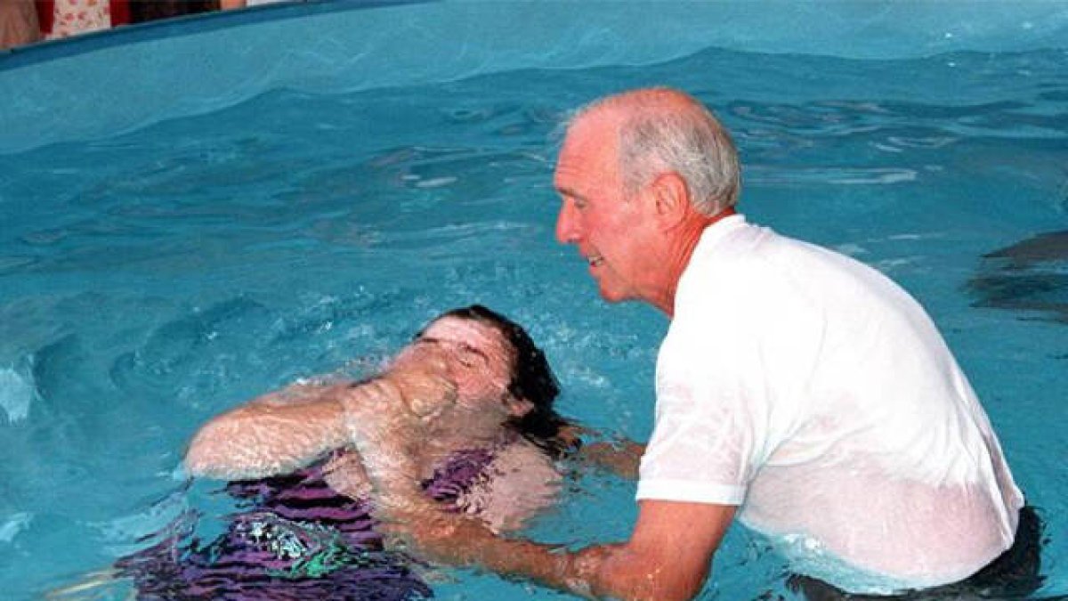 Bautizo de los Testigos de Jehová