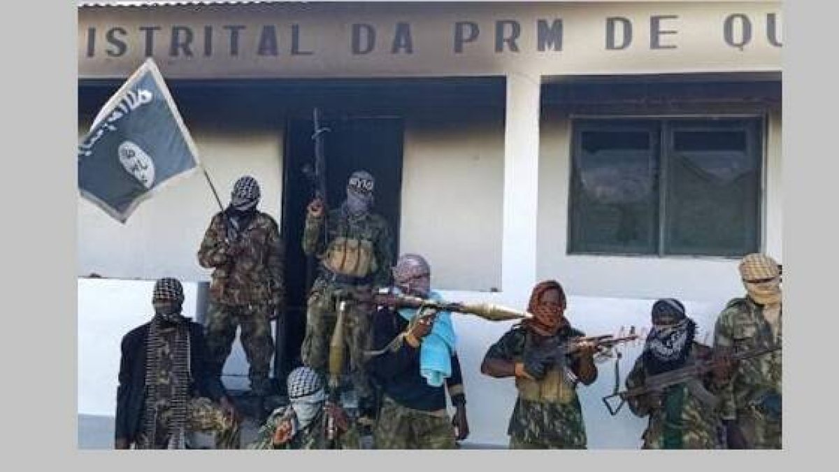 Yihadistas ocupan un edificio oficial al norte de Mozambique... para mayo de 2020 ya han matado a más de 700 civiles en el país