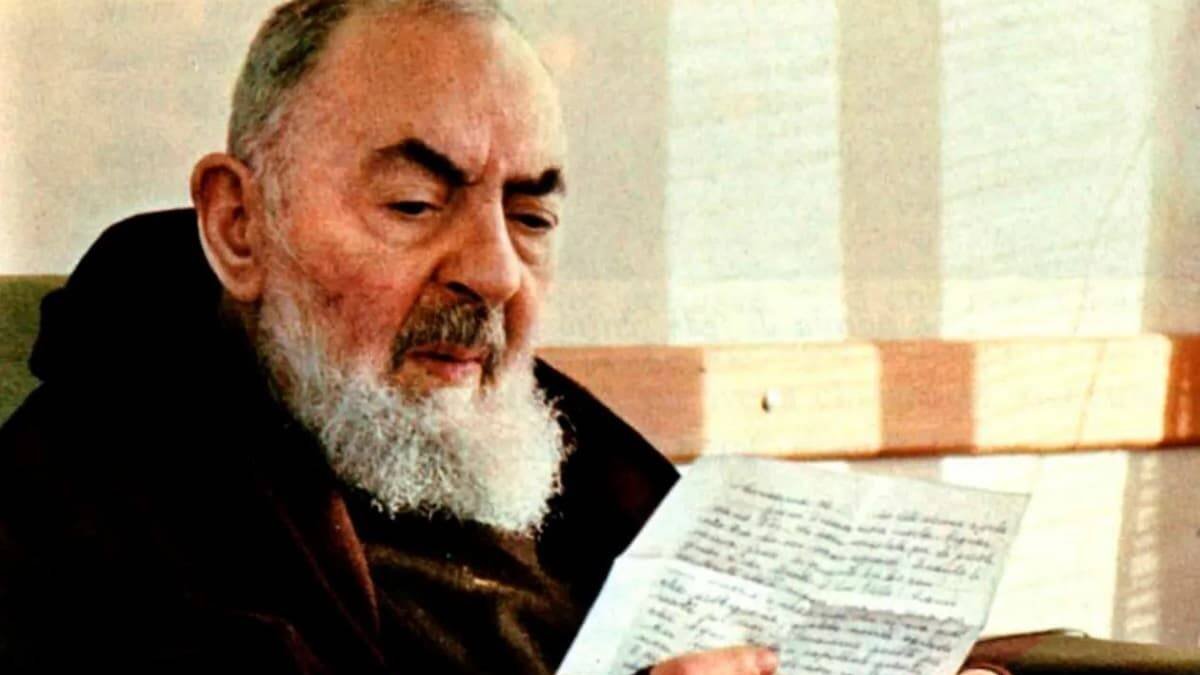 El Padre Pío falleció semanas después de bendecir aquella niña enferma milagrosamente curada