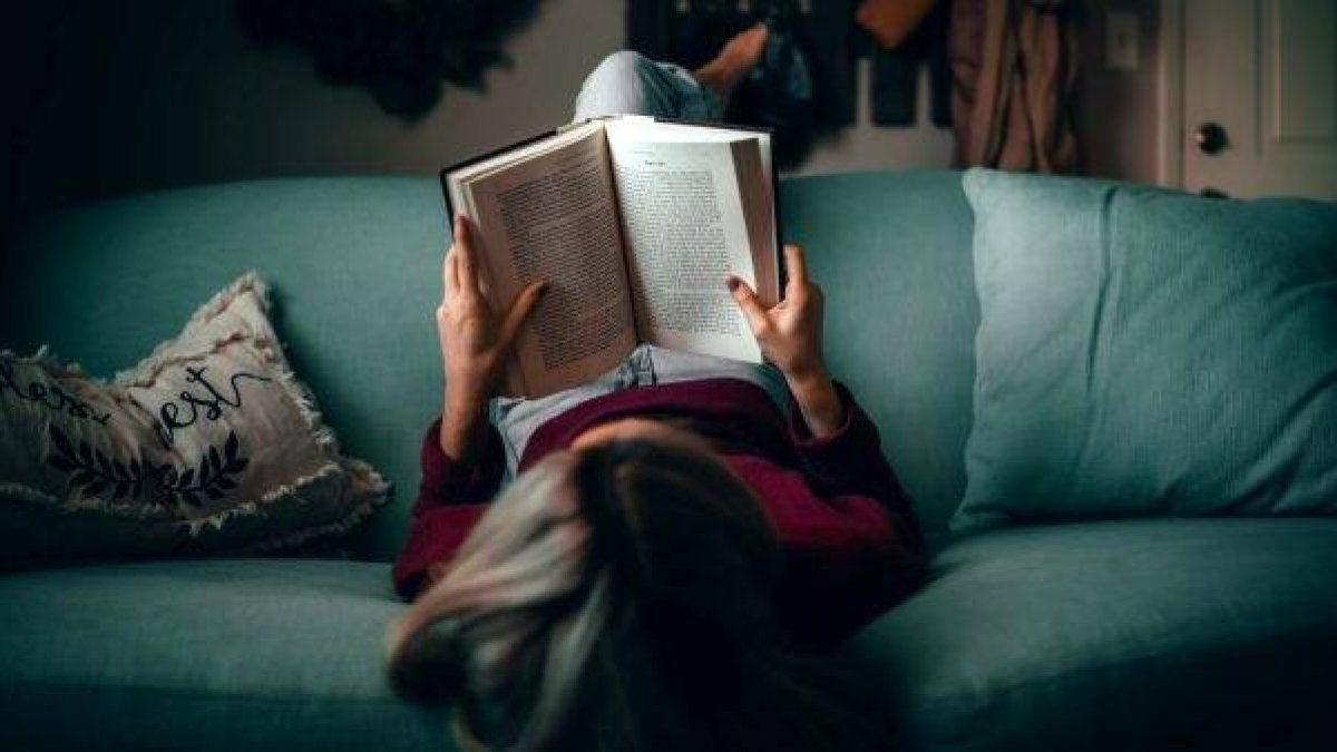 Es buen momento para aprovisionarse de libros espirituales y empezar el año con fuerza - foto de Marias North en Unsplash