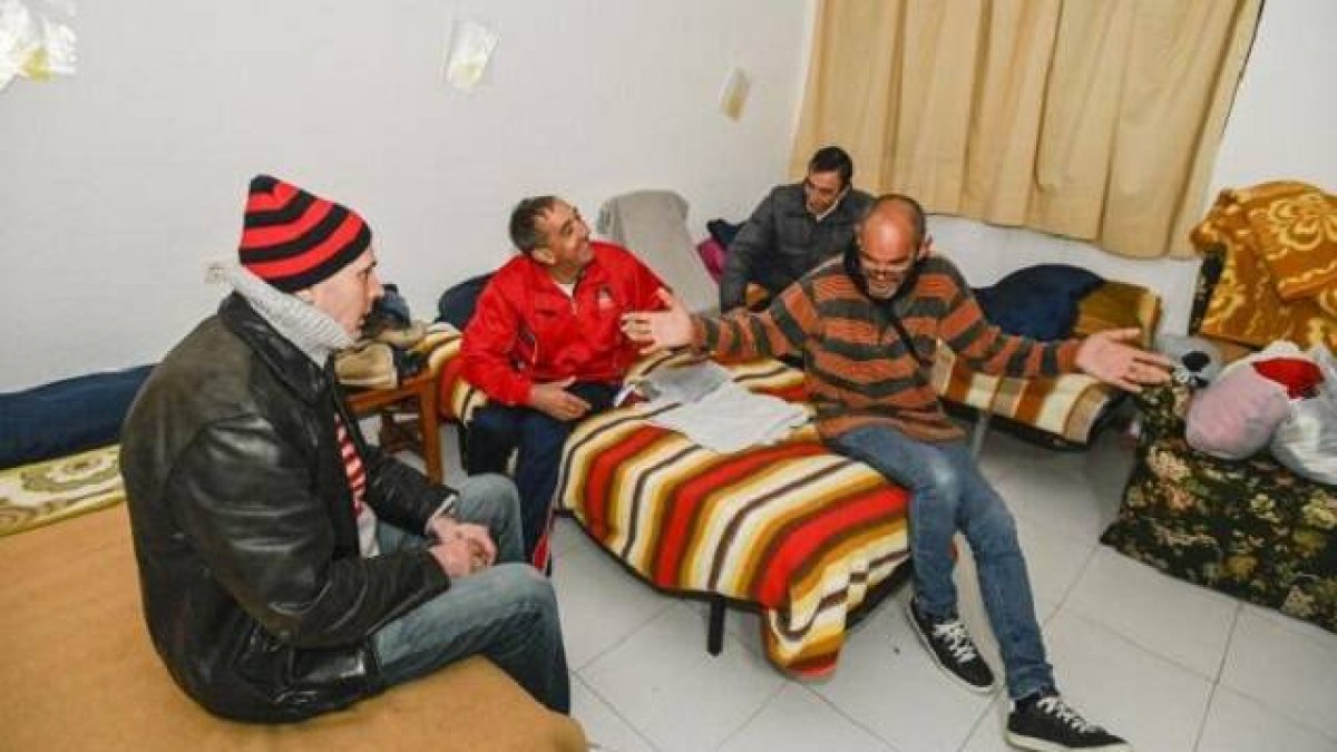 Albergue de Cáritas en Badajoz / HOY