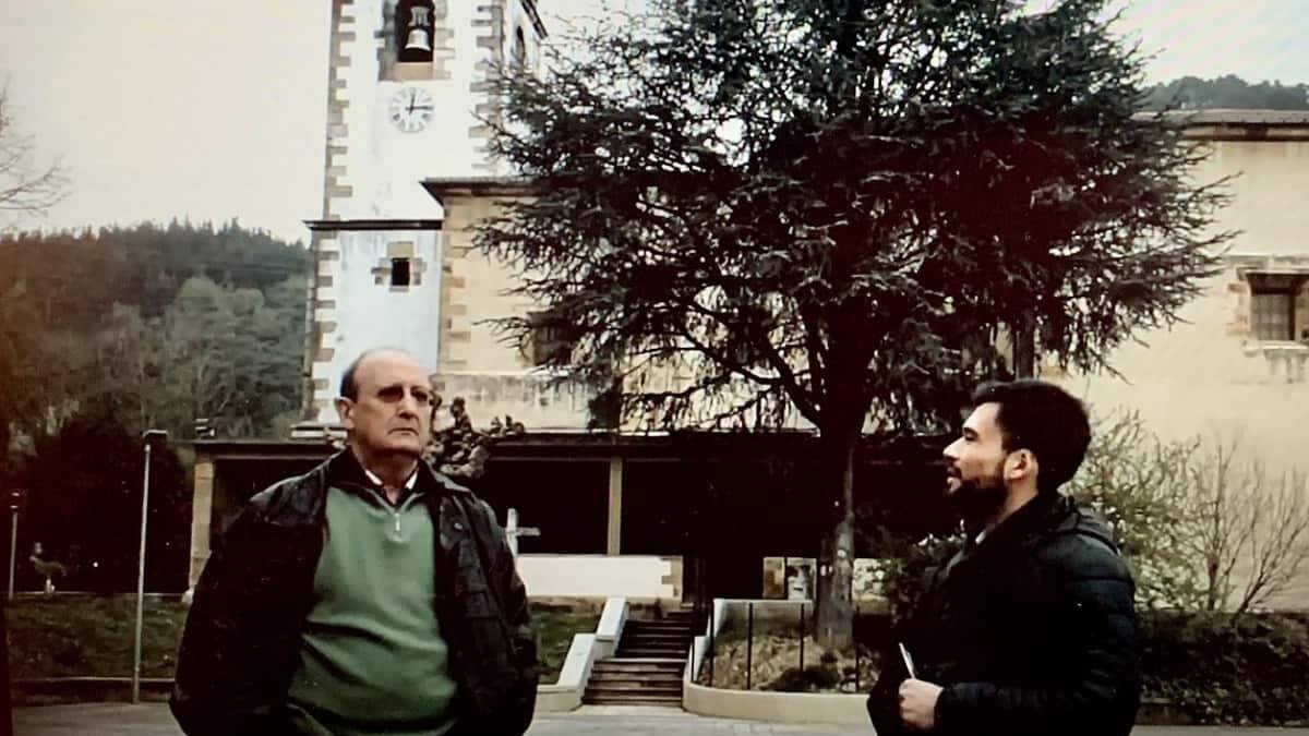 El sacerdote justificaba el terrorismo etarra en un documental de Iñaki Arteta