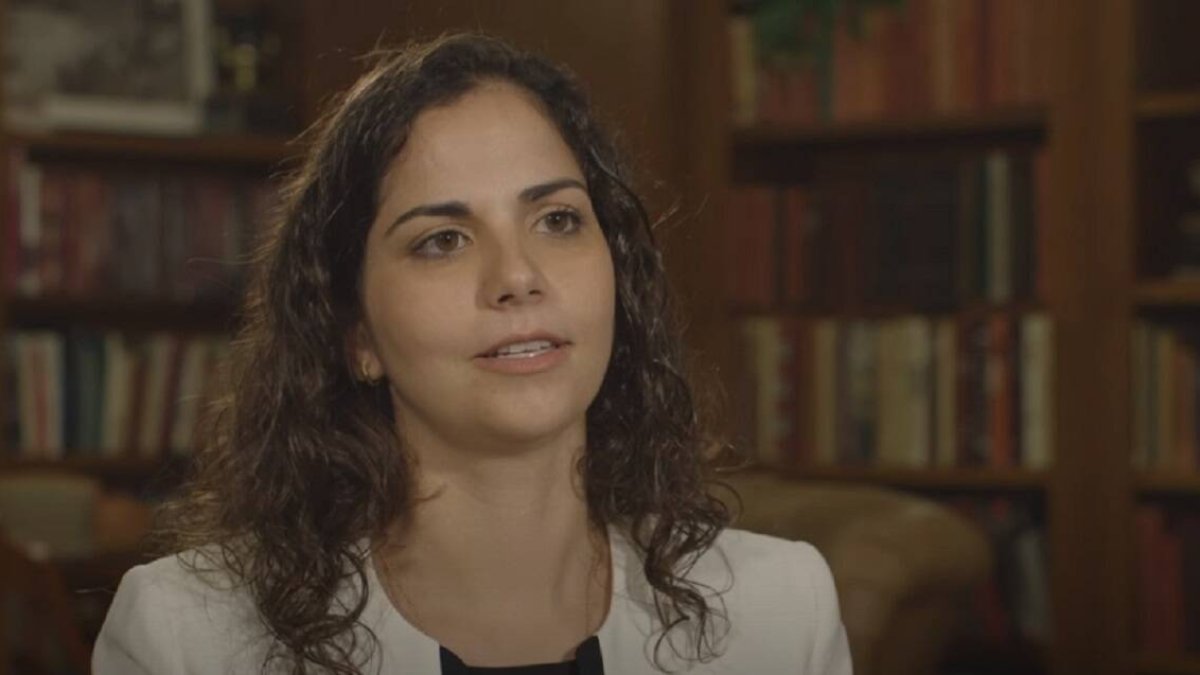 Montse Medina tiene 36 años pero ha conocido como pocos el éxito profesional. Sin embargo, ha preferido el convento y a DIos