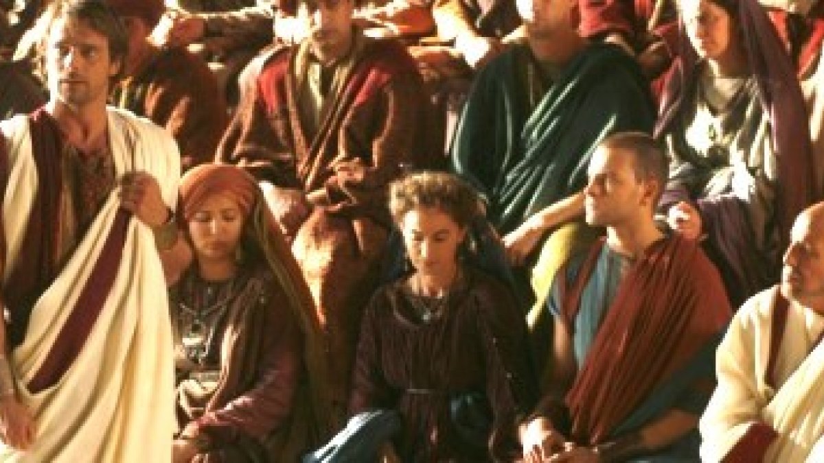 Escena de la película San Agustín, con el santo como abogado - Justino también fue laico y con la toga de filósofo hablaba en debates públicos