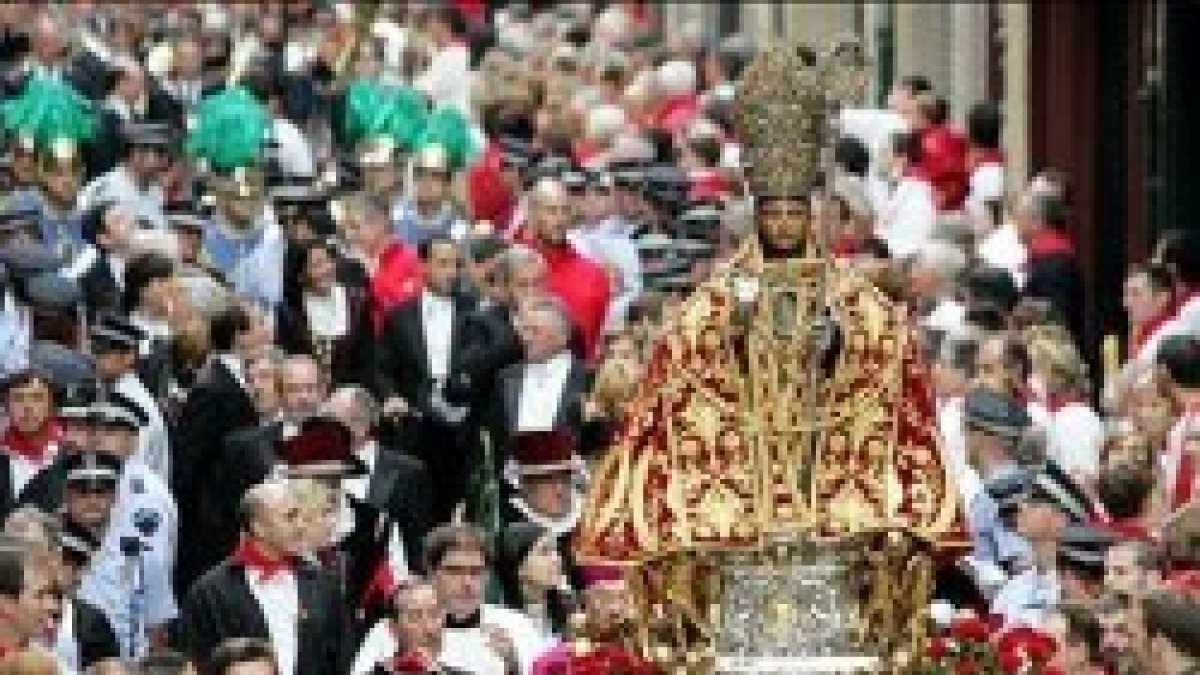 Procesión con el busto relicario. Pamplona.