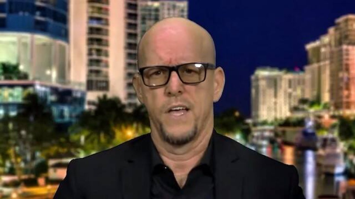 A pesar de crecer en un hogar culturalmente católico, Jim Wahlberg nunca oyó hablar del amor de Dios hasta que hizo amistad con el capellán de la cárcel.