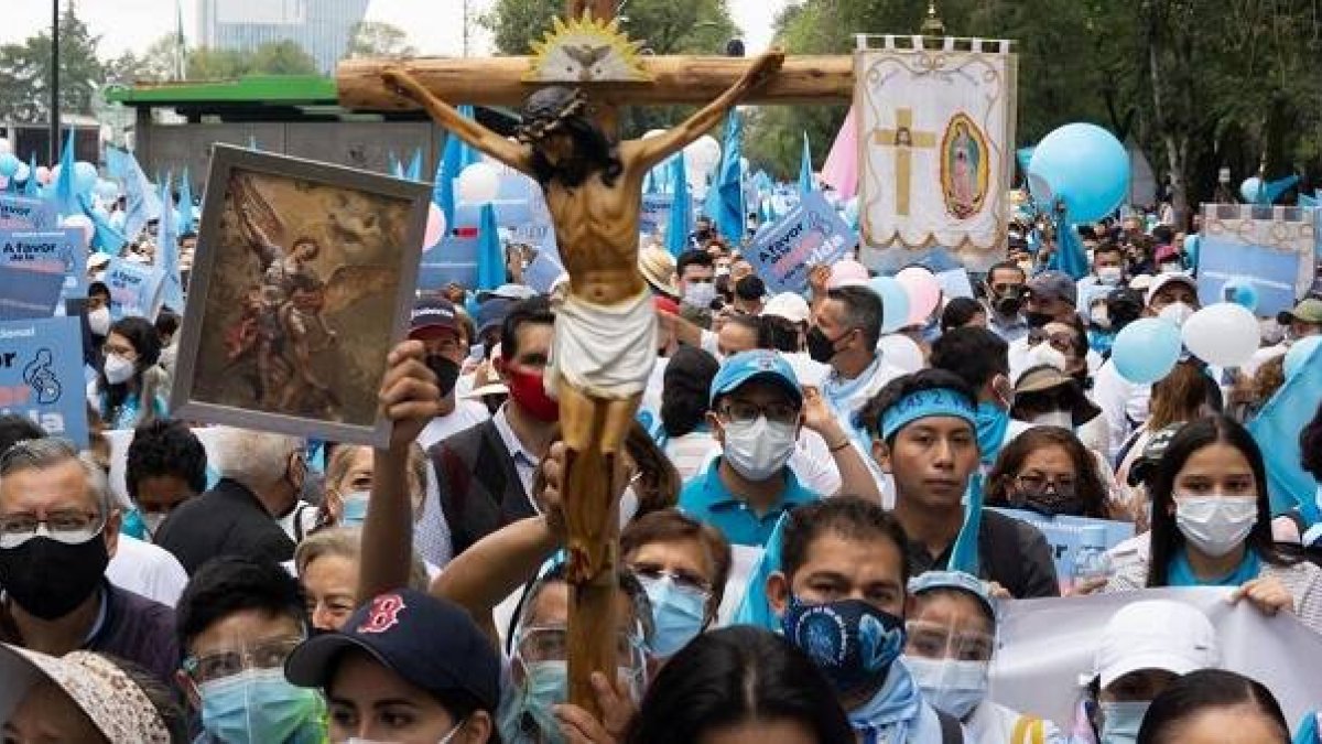 Una escena de la Marcha por la Mujer y la Vida de Ciudad de México del 3 de octubre de 2021