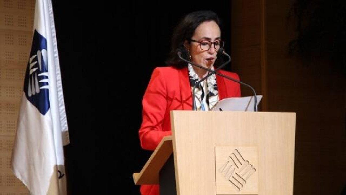 La experta y profesora de Ética y Bioética propone tres criterios para poder opinar sobre las doctrinas transhumanistas.