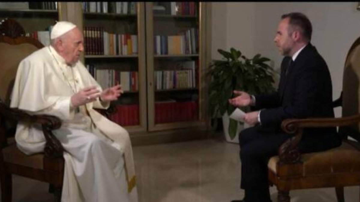Entrevista en el telenoticiario TG5 de Italia con el Papa Francisco
