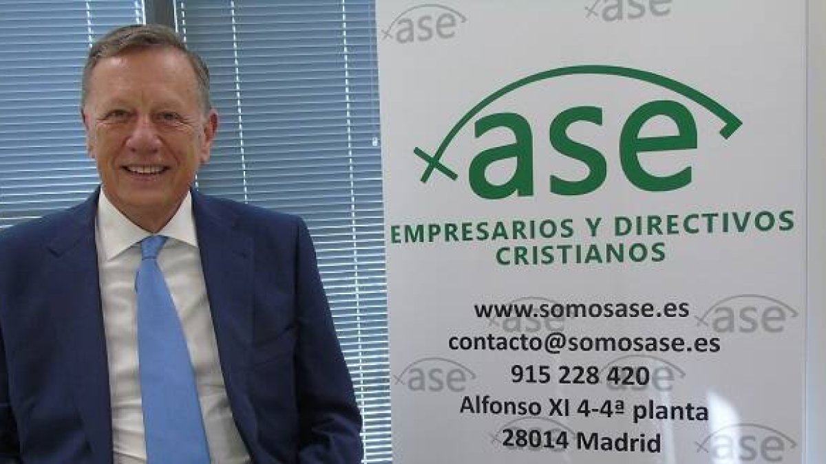 Javier Fernández-Cid es el presidente de Acción Social Empresarial, asociación católica para empresarios y directivos